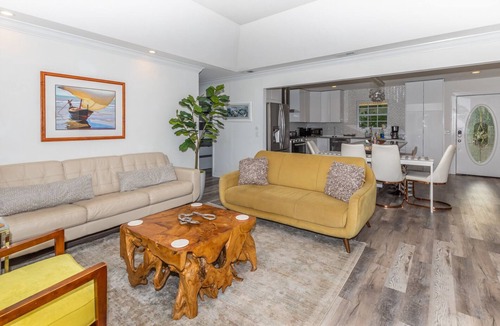 Brunswick House | Golden Isles Getaway -*ASK ABOUT SNOWBIRD SPECIALS*