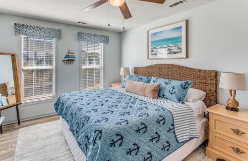 Vaught House | Golf Cart & Pool Access! Condo in Myrtle Beach