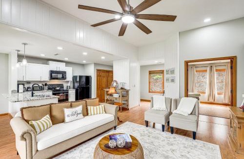 Mountain Air House | Golf Course Views: Condo in Blue Ridge Mountains!