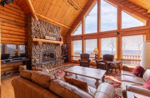 Lenoir House | Good Day Sunshine
