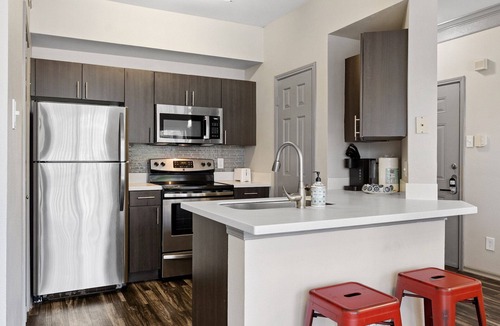 North Burnet Apartment | Gorgeous 1BR Next to the Domain hxlo