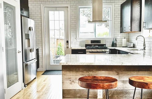 Brightwood Park House | Gorgeous 3BR Colonial House with a Backyard Oasis