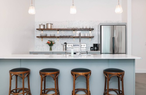 South Congress Apartment | Gorgeous Designed Three Bedroom Two Bath Sleeps 8 + Pool, Gym, Lovely Coffee Bar