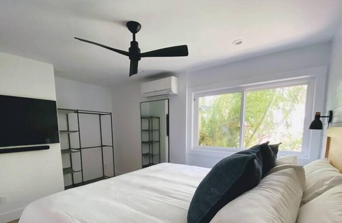 Maalaea Condo | Gorgeous Modern Maui Beachfront- 2 sups Included!