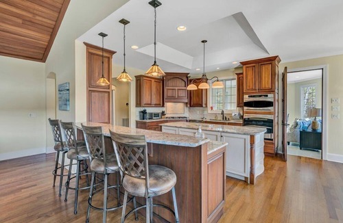 Huddleston House | Gorgeous Rental Home! Come Visit 'No Wake, No Worries'!