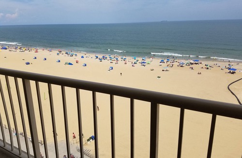 Dam Neck Condo | Gorgeous VA Beach Oceanfront 2BR/2B/2 Balcony Condo