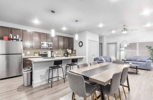 Grand Prairie Apartment | Grand Prairie 2BR | IKEA, Epic Waters, Bass Pro