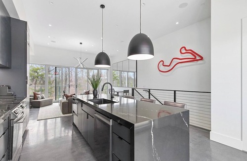 Dawsonville Villa | Grand Prix Grandeur at AMP