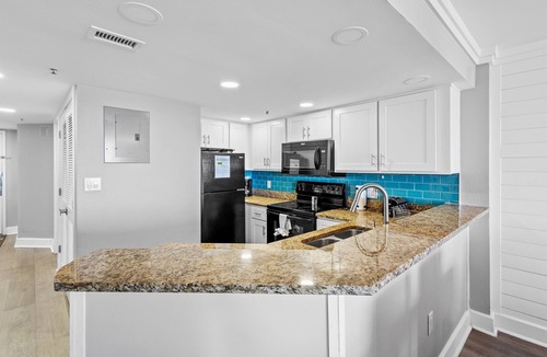 Myrtle Beach Resort | Grande Cayman 3BR | Ocean Views & Resort Perks
