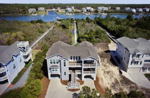 Holden Beach House | Gray Goose