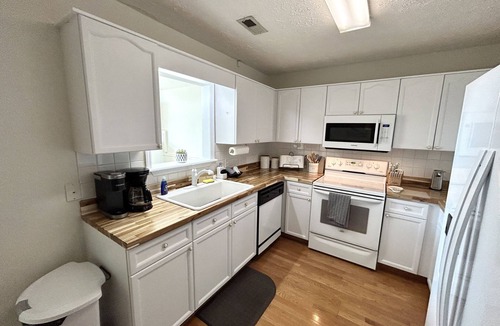 Boiling Spring Lakes House | Great 4 Golf! Waterfront House In Southport, Close To Beaches
