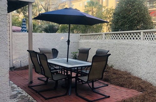 Hilton Head Island Villa | Great location-Great Deal for Beach and Golf