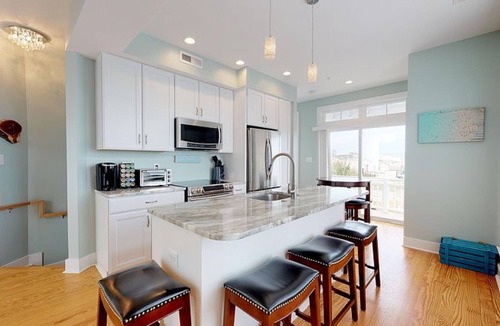 Atlantic Beach House | GREAT OCEAN VIEWS! BEAUTIFUL 2 BR/2 bath LUXURY CONDO SLEEPS 6