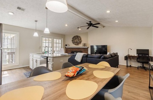 Conestee House | Greenville 3BR Retreat | Screened Porch | 4.85*