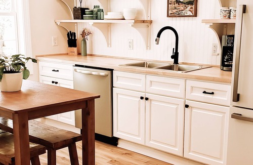 Colonial Beach House | Grey Heron Hideaway Boho Retreat By Water Fire Pit Hike Nearby Fast Wifi