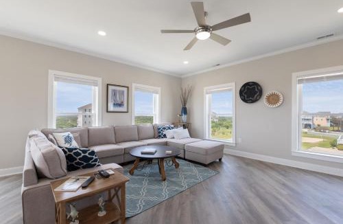 Salvo House | Grey Pearl Villa
