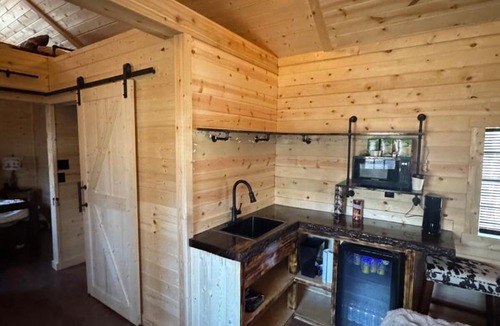 Mount Mourne Ski Chalet | Grinning Mule Lodge