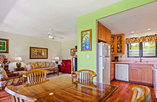 Lihue Condo | Ground-Floor Ocean View W/Lanai–Kaha Lani #105