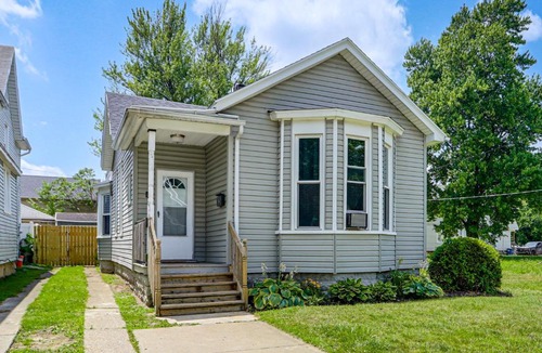 Downtown Toledo House | Group-Friendly Toledo Home for Zoo & Game Days