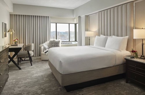 Capitol Hill Hotel | Group Stay Getaway! 4 Units Near DC Historical Landmarks & Attractions!