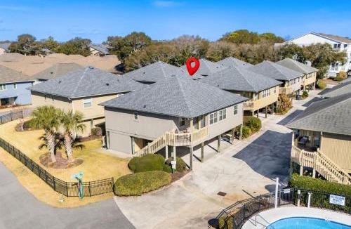 Myrtle Beach House | Guest Cottages #55G - Short Walk to Ocean