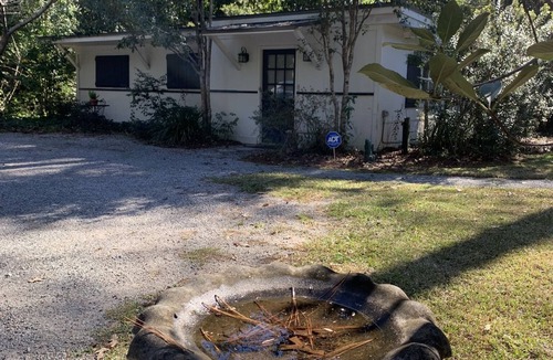 Summerville Historic District Cottage | Guest House at Shepard Park - Park setting on private grounds