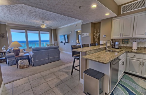 Thomas Drive Condo | Gulf Crest Escape: Cozy 2-Bedroom with Views!