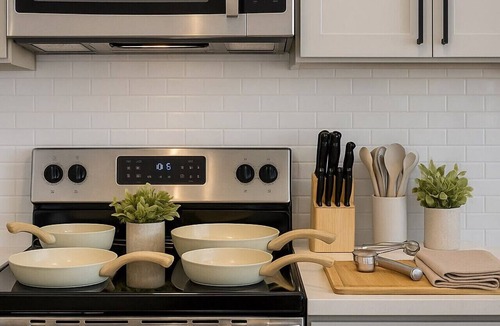 Sherman Apartment | GymPool Workerfriendly A+Location WashandDry