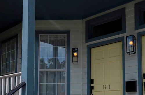 Thomas Square Apartment | Hab House - Palm Side. A perfectly situated oasis during your Savannah travels.