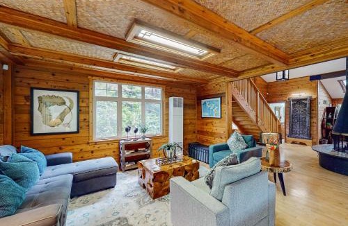 Volcano House | Hale Hapu'u