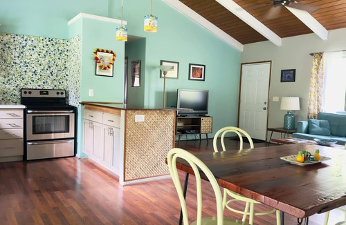 Keaau House | Hale Ola Aina 2 Bedroom Home by RedAwning