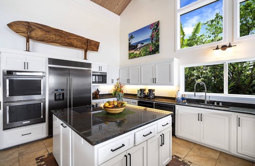 Kailua-Kona House | Hale Pua: Private Oceanfront Luxury Home w/Pool, Spa, AC & Lanai - Relax & Enjoy