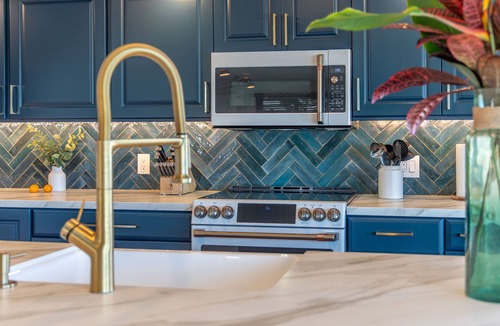 Haleiwa House | Haleiwa Waterfront House