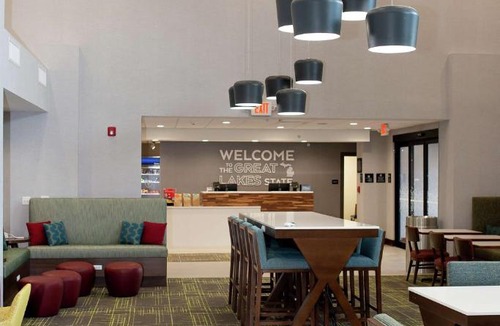 Dundee Hotel | Hampton Inn and Suites Dundee