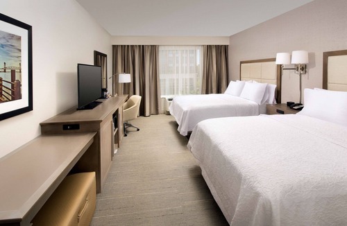 River District Hotel | Hampton Inn by Hilton Wilmington Downtown