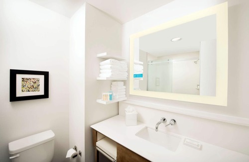 River District Hotel | Hampton Inn by Hilton Wilmington Downtown