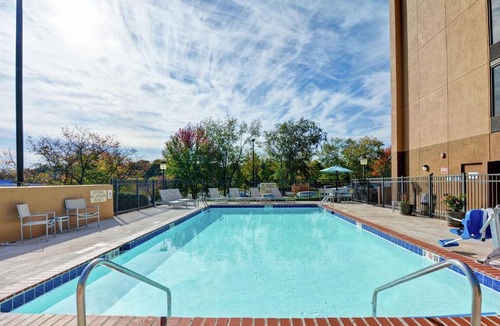Gastonia Hotel | Hampton Inn Charlotte-Gastonia