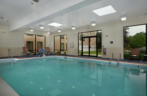 Hanover Hotel | Hampton Inn Hanover
