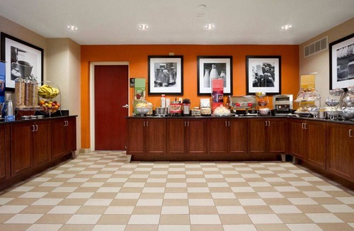 Lexington Park Hotel | Hampton Inn Lexington Park