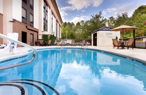 Morganton Hotel | Hampton Inn Morganton