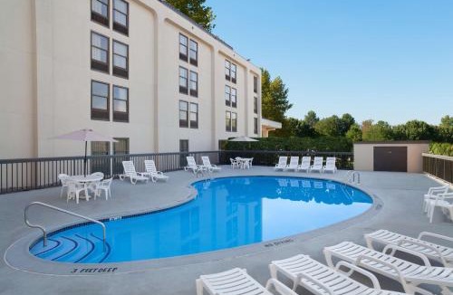 Mount Laurel Hotel | Hampton Inn Philadelphia/Mt. Laurel