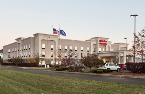 Sterling Heights Hotel | Hampton Inn & Suites Detroit Sterling Heights