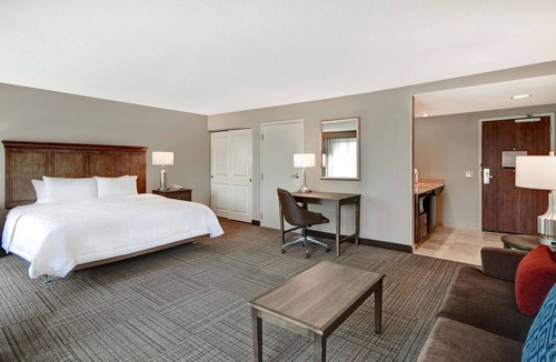 Jefferson Manor Hotel | Hampton Inn & Suites Alexandria Old Town Area South