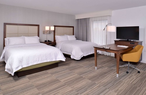 Ann Arbor Hotel | Hampton Inn & Suites Ann Arbor West