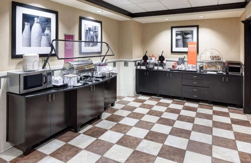Gainesville Hotel | Hampton Inn & Suites Gainesville Downtown