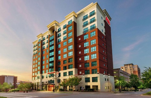 National Harbor Hotel | Hampton Inn & Suites National Harbor/Alexandria Area