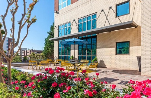 National Harbor Hotel | Hampton Inn & Suites National Harbor/Alexandria Area