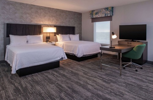 Winston - Salem Hotel | Hampton Inn & Suites Winston-Salem Downtown