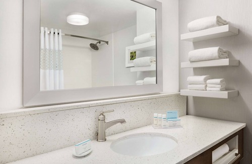 Waycross Hotel | Hampton Inn Waycross