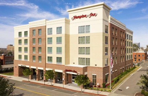 River District Hotel | Hampton Inn Wilmington Downtown
